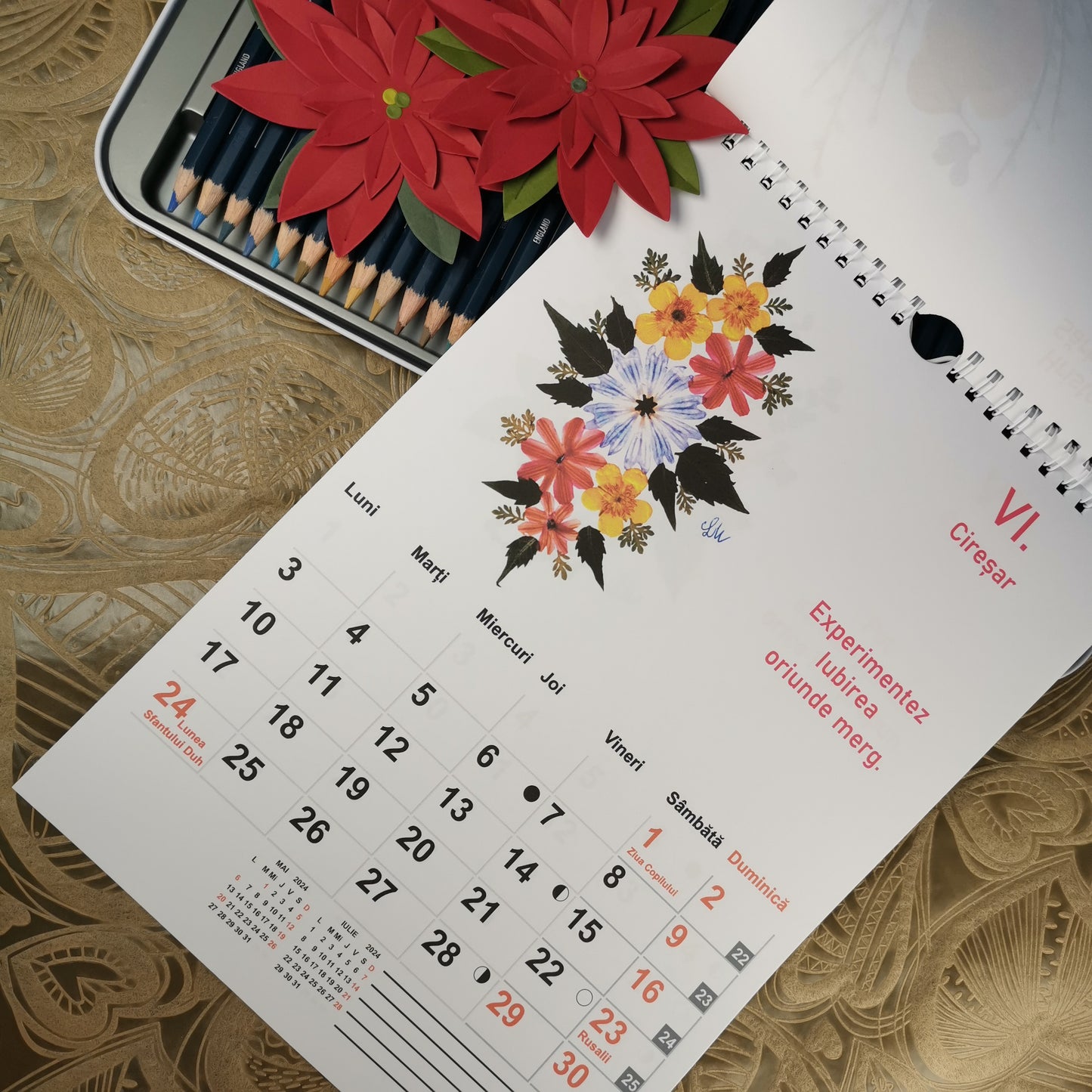 Calendar de perete, 2024, Ganduri Pozitive si Imagini cu Flori presate