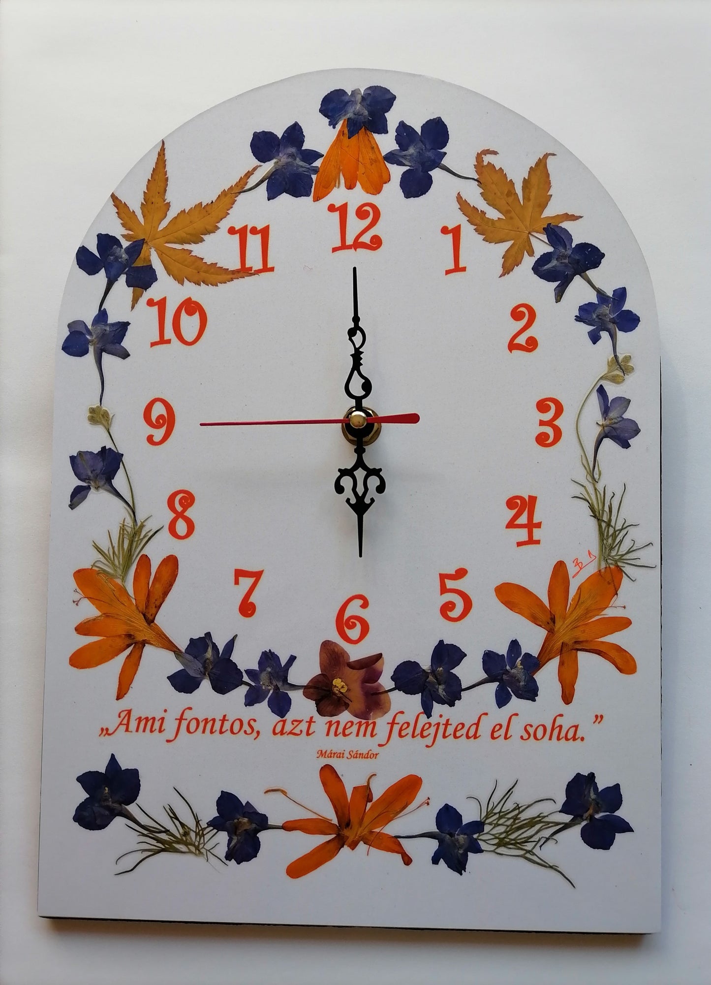 Ceas de Perete Handmade cu Flori Presate, Unicat, cadou,